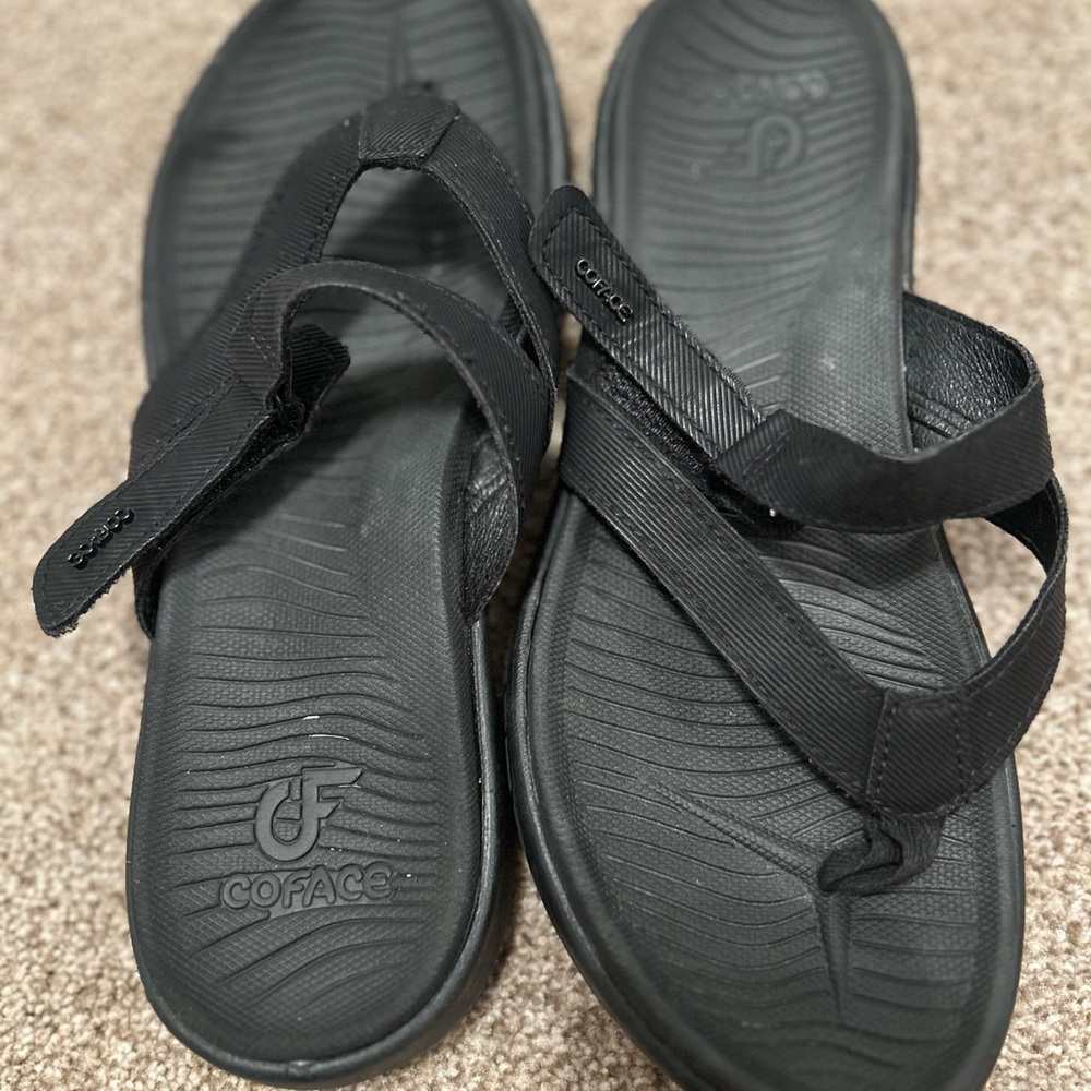 Coface Black Sandals